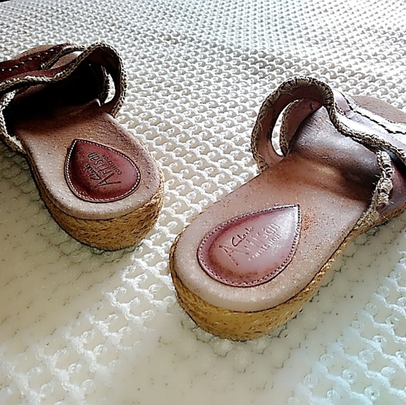 Clark's Artisan Collection - Picture 1 of 8